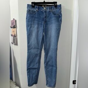 WHBM Skinny Jeans size 10